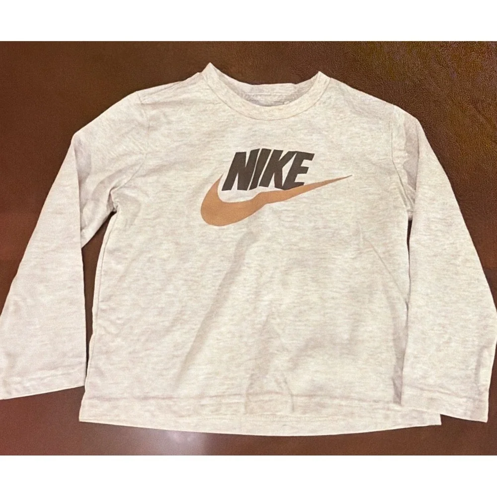 Nike Three Piece Outfit Beige Tan Size 3T